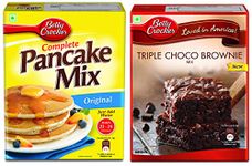 Betty Crocker Pancake Mix, Original 500 G & Cake Mix, Triple Chocolate Brownie 425 Gram