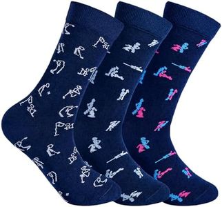 ioocees Funny Golf Socks for Men, Line Art Player & Couple Sketch Designs, Golf Gifts for Boyfriend Husband (3 pair), Mens Crew Socks for Birthday & Father’s Day
