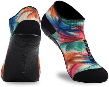 RANDY SUN Unisex Barefoot Beach Socks, Smooth Stretchy Fabric Quick-Dry Sand Water Shoes for Walking, Travel, Beach Swim Surf Yoga Exercise Lightweight and Compressible(1 Pair Red Printed Low Cut M)