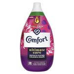 Comfort Ultimate Care Fuchsia Passion Ultra-Concentrated Fabric Conditioner bottle made of 100% recycled plastic* for complete clothes protection 58 washes (870 ml)