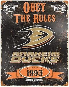 Party Animal NHL Hockey Vintage Wall Décor, Anaheim Ducks