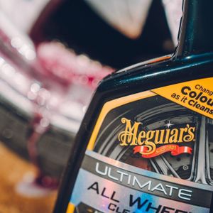 Meguiar's Ultimate All Wheel Cleaner Iron Remover, 709ml – Color Changing