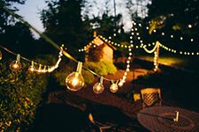 The Bright Storey ® 25 ft G40 Globe Hanging Indoor/Outdoor String Light