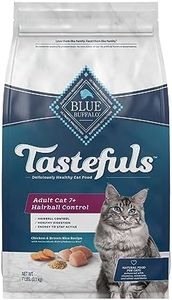 Blue Buffalo Tastefuls Natural Dry Food for Adult Cats 7+, Hairball Control, Chicken & Brown Rice Recipe, 7-lb. Bag