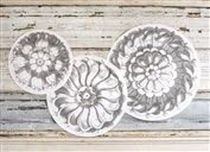 Hester & Cook Rosette Serving Papers - Pack of 12, 4 of each 8 inch, 10 inch, 12 inch