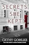 Secrets She Kept (Thorndike Press L