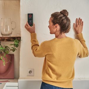 Bosch Truvo 2nd Gen Wall Detector – Electronic Stud & Metal Finder