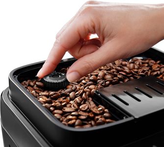 De'Longhi Magnifica Evo Bean to Cup Coffee Machine – Milk Frother, 7 Recipes, Black