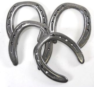 Horseshoes for Crafts and Decorations - Cast Iron Metal Horseshoes, Perfect for Wall Decor Or Party Favors (10, 5" x 4.5" - Size 4)