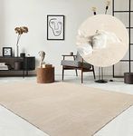 the carpet Relax Modern Fluffy Short Pile Rug, Non-Slip Underside, Washable Up To 30 Degrees, Super Soft, Fur Look, Beige, 140 x 200 cm