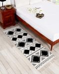 ALSTONIA Hand Woven Tufted 100% Natural Cotton Export Quality Designer Rug,Carpet,Bed Side Runner with Tassels for Bedroom,Living Room, Size-2x5 feet or 60 cms x 152 cms,Pack of 1 (Dark Black & White)