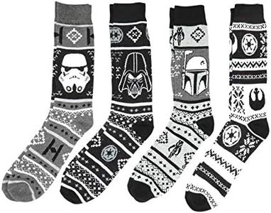 Star Wars Fair Isle Winter Holiday Prints Woven Crew Socks 4 Pair Pack Boba Fett Darth