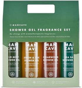 ManCave Set de Regalo Hombre – Set de Baño con 4 Geles de Ducha, 500 ml - Geles de Baño Naturales, Veganos, Sin Sulfatos - Menta Salvaje, Limón y Roble, Cedro y Sal Marina