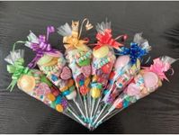 Retro Sweet Pre Filled Cones Kids Party Bags Children's Birthday Party Bags Favours, Unisex - Assorted Sweet Cone with colorfull Bow (1 Count (pack of 5))