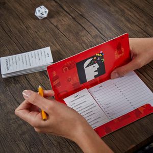 Hasbro Scattergories Classic Board Game – Family Party Game