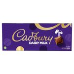 Cadbury Dairy Milk Chocolate Gift Bar, Extra-Large, Rich Taste, Suitable for Vegetarians, Sustainable Cocoa, 850 g