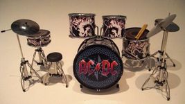 Rock Guitar Miniatures RGM301 AC DC Miniature Drumkit Black/Red Brian Johnson Malcolm Young Phil Rudd Angus Young Cliff Williams FrIday On My Mind High Voltage T.N.T. Black Ice Rock N'Roll Train