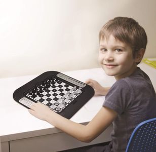 Lexibook Chessman FX Electronic Chess Game – Digital Board