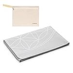 Navaris Foldable Yoga Mat for Travel - 1.5mm Thick Exercise Mat for Yoga, Pilates, Workout, Gym, Fitness - Non-Slip Folding Portable Mat