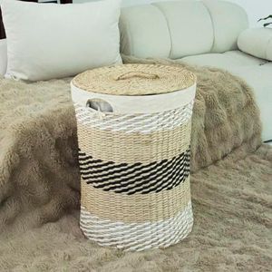 Furnnylane Hand Woven Laundry Basket with Lid,21-Inch Laundry Hamper with Removable Liner for Laundry and Elegant Storage,Multicolor