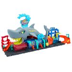 Hot Wheels Let's Race Netflix - City Toy Car Track Set, Ultra Shark Car Wash with 1:64 Scale Color Reveal Toy Car, Repeat Color-Change Feature, Storage, HTN82