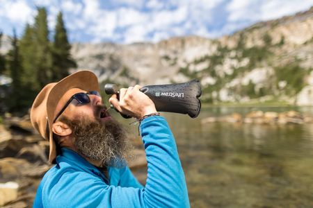 LifeStraw Peak 1L Squeeze Water Bottle – Portable Filtration System