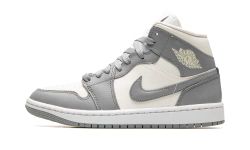 Jordan Womens WMNS Air Jordan 1 MID SE DO6699 200, Sail/Stealth-white, 10