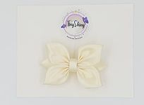 TinyShiny_Satin Ribbon Girls Bow, Bows for Babies, Girls Hair Accessory, Woman hair accessory, Medium size Bow (Cream)