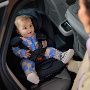Bebeconfort RevolveFix Plus 360° Car Seat – Rotating, Isofix