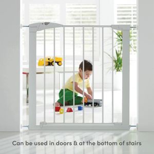 Munchkin Maxi Secure Baby Gate, White – Child Safety Barrier