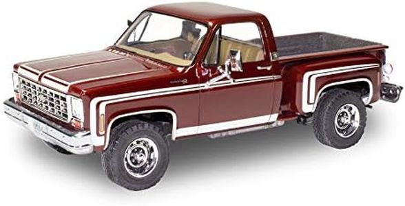 Revell 85-4486 1976 Chevy Sport Stepside Pickup 4X4 Model Truck Kit 1:24 Scale 102-Piece Skill Level 4 Plastic Model Building Kit