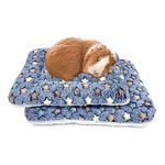 Amakunft 2 Pcs Guinea Pig Bed Mat Washable, Rabbit Winter Bed Pad for Indoor, Warm Small Animal Bed Mattres, Fleece Sleeping Pad for Bunny, Rat, Hedgehog, Chinchilla (Stars, Medium)