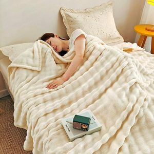 Funtaki Soft Fuzzy Throw Blanket for Couch Sofa, 3D Bubble Faux Rabbit Fur Fluffy Blankets, Super Cozy Warm Bed Blanket for Winter All Seasons, Bubble Cream White, 150×200cm