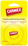 Carmex CLASSIC Moisturising Lip Balm For Dry And Chapped Lips 7.5g