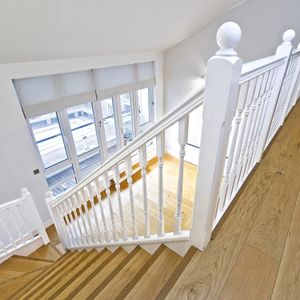 Johnstone's Satin White Paint, 750ml – Interior Wood & Metal