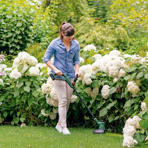 Bosch Cordless Grass Trimmer 18V – 26cm Cutting, Bare Tool