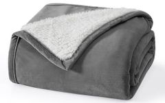 UGG – Bliss Sherpa Throw – Cozy Reversible Accent Blanket – Modern Home Décor – Comfortable & Decorative Blanket for Bed or Sofa - 50” x 70” - Firewood
