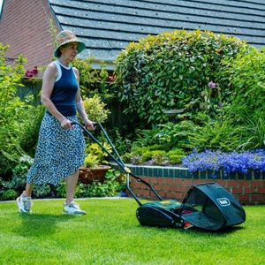 Webb Manual Hand Push Cylinder Lawnmower with Roller, 30cm, 18L Bag
