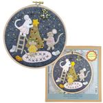 Corinne Lapierre Christmas with The Mouse Family Felt Appliqué Hoop Kit, Small