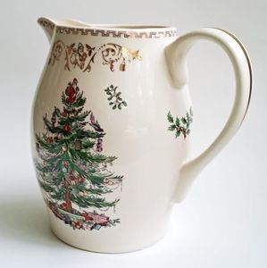 Spode Christmas Tree Gold Pitcher - 1.7L Earthenware Jug with Handle & Spout, Holiday Serveware with 22K Gold Accents, Elegant Decorative Pitcher for Christmas Dining & Entertaining