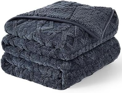 Uttermara Weighted Blanket Queen Size 20 lbs for Adults, 60" x 80" 3D Pattern Design Weighted Blanket for Sofa Bed, Heavy Blanket Great for Calming and Relax, Dark Gray