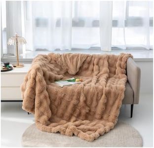 SUMSOFT Luxury Faux Fur Throw Blanket, 51x62 Inchs Soft Cozy Thick Rabbit Furry Blanket for Couch Sofa, Plush Fuzzy Flannel Bubble Blanket Throws
