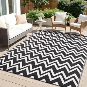 OLANLY Waterproof Outdoor Rug 5x8 ft Clearance, Reversible Plastic Straw Rug, RV Mat, Indoor Outdoor Carpet for Patio, Camping, Balcony, Deck, Backyard, Black & White