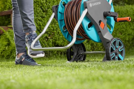 GARDENA CleverRoll M Hose Cart – 20m Capacity, Metal Frame, Drip Device
