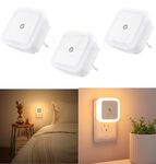 VazzLox Night Lamp for Bedroom 3PCS Smart Sensor Automatic ON/OFF Dim LED Light Energy Saving 0.5W Night Light Long Life Plug in Bed Lamps for Bedroom Lights for Hallway Stairs Kitchen Bathroom (Warm)