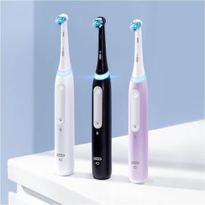 Oral-B iO4 Electric Toothbrush – Black Rechargeable
