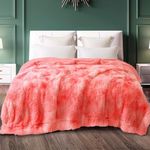 Exclusivo Mezcla Fuzzy Faux Fur Bed
