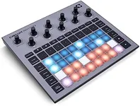 Novation Circuit Rhythm: Sampler and groovebox with eight sample tracks for making and performing beats