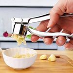 ELISCO Garlic Crusher Presser Garlic Press Manual Garlic Mincer Stainless Steel Garlic Cutter Chopper,Hand Press Garlic Crusher and Chopper, Mincer Cutter for Garlic for Kitchen