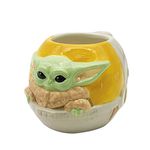 Zak Designs Star Wars The Mandalorian The Child Sculpted Ceramic Coffee Mug Collectible Keepsake with Unique 3D Character, 16 OZ, Baby Yoda in Cradle